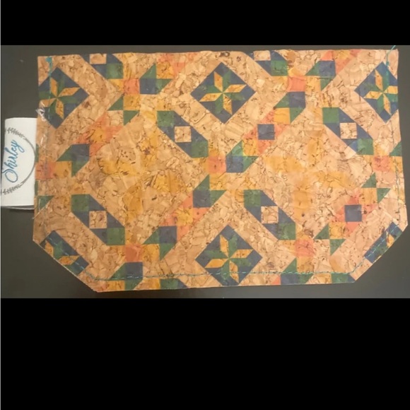 Handmade coin wallet made out of corkscrew comes with clear bag (new) - Picture 2 of 4